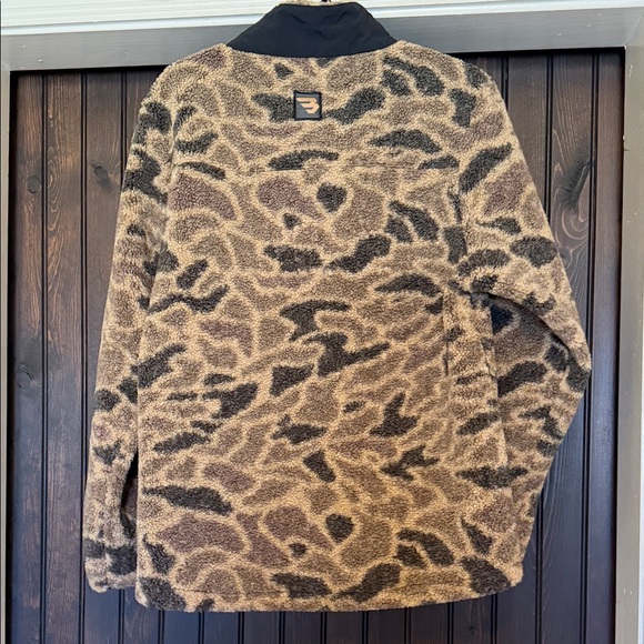 New! BURLEBO Sherpa Quarter-Zip Pullover Color: Rocky Mountain Camo-Men’s size S - Picture 4 of 9